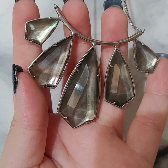Kendra Scott Rhyan Necklace - Picture 6 of 8